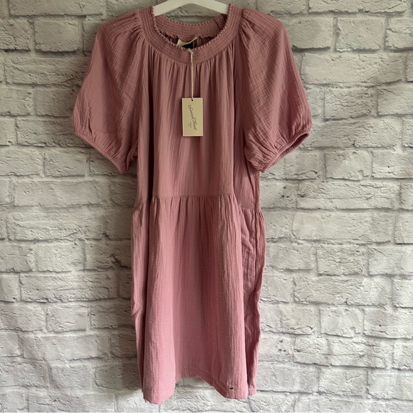 open lace back dress Zara floral puff sleeve dress SOLD OUT Size M medium ladies –  Afashionistastore main image 0